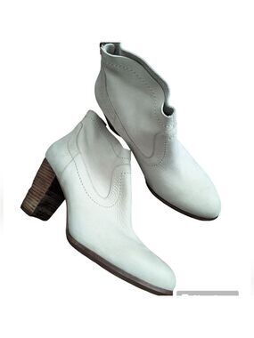 UGG Charlotte Ankle Bootie.